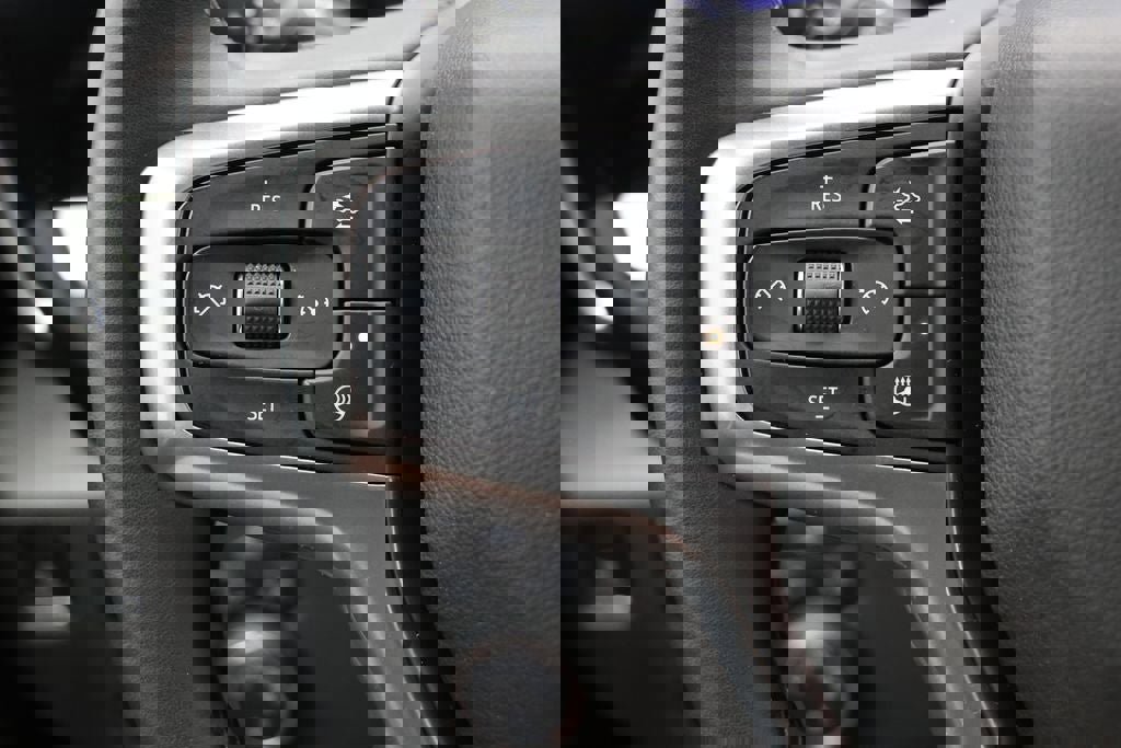 Used 2023 Chevrolet Silverado 1500 LT image 20