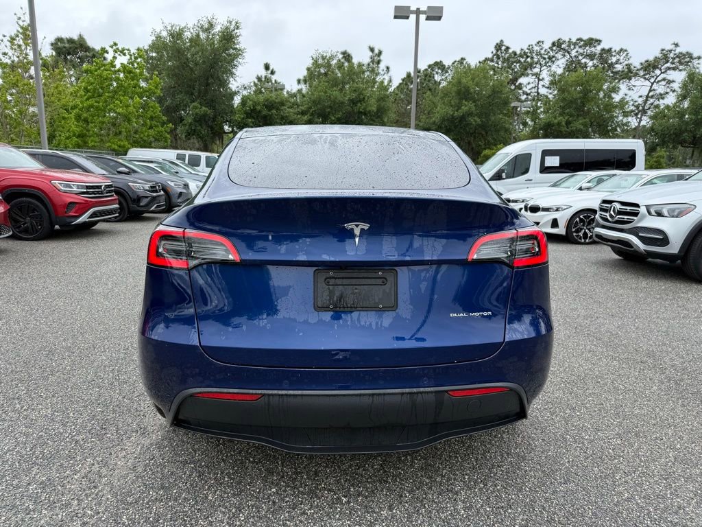 Used 2022 Tesla Model Y Long Range image 13