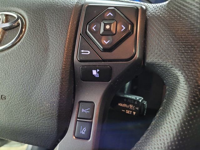 Used 2018 Toyota Tacoma TRD Sport image 36