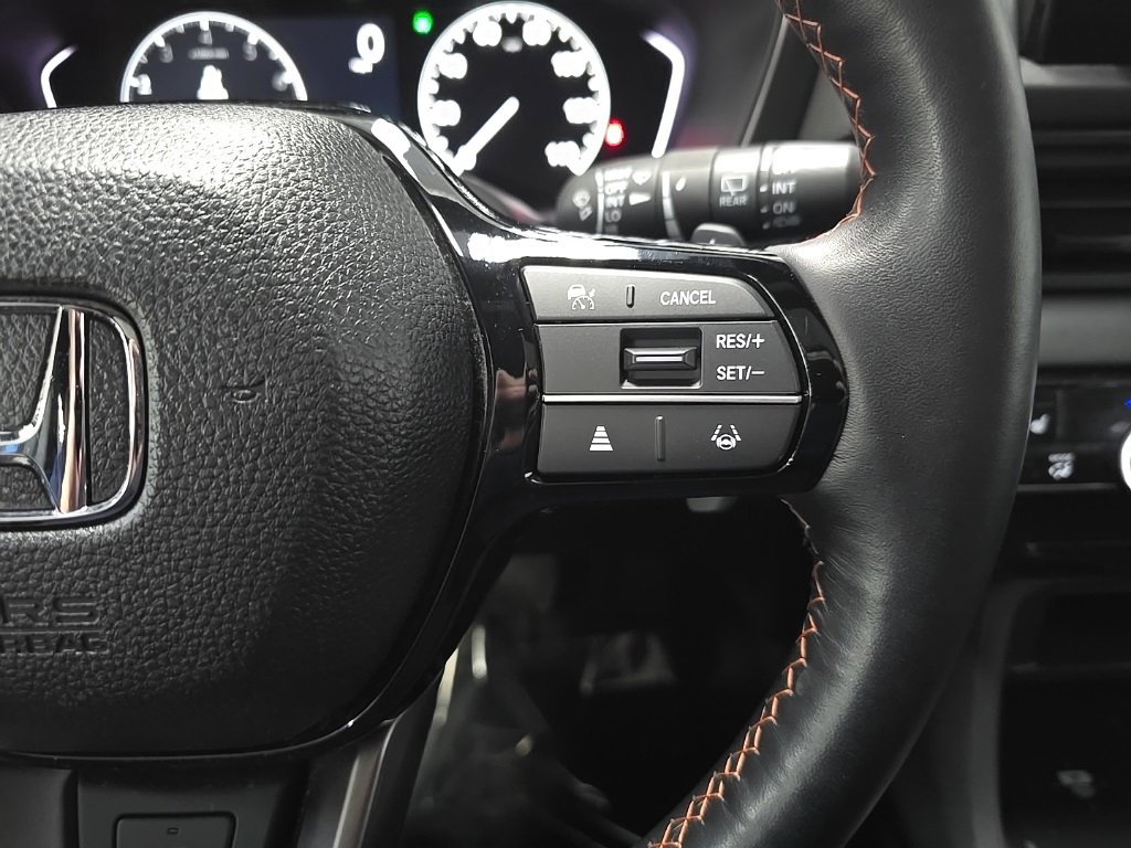 Used 2023 Honda Pilot TrailSport image 21