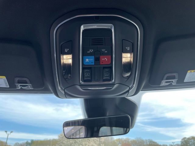 Used 2025 Jeep Grand Cherokee L Laredo AWD/4WD image 23