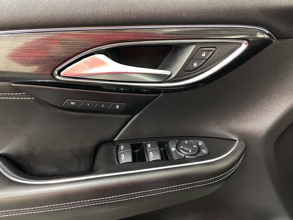 Certified 2021 Buick Envision Essence w/ Technology Package I AWD/4WD image 10