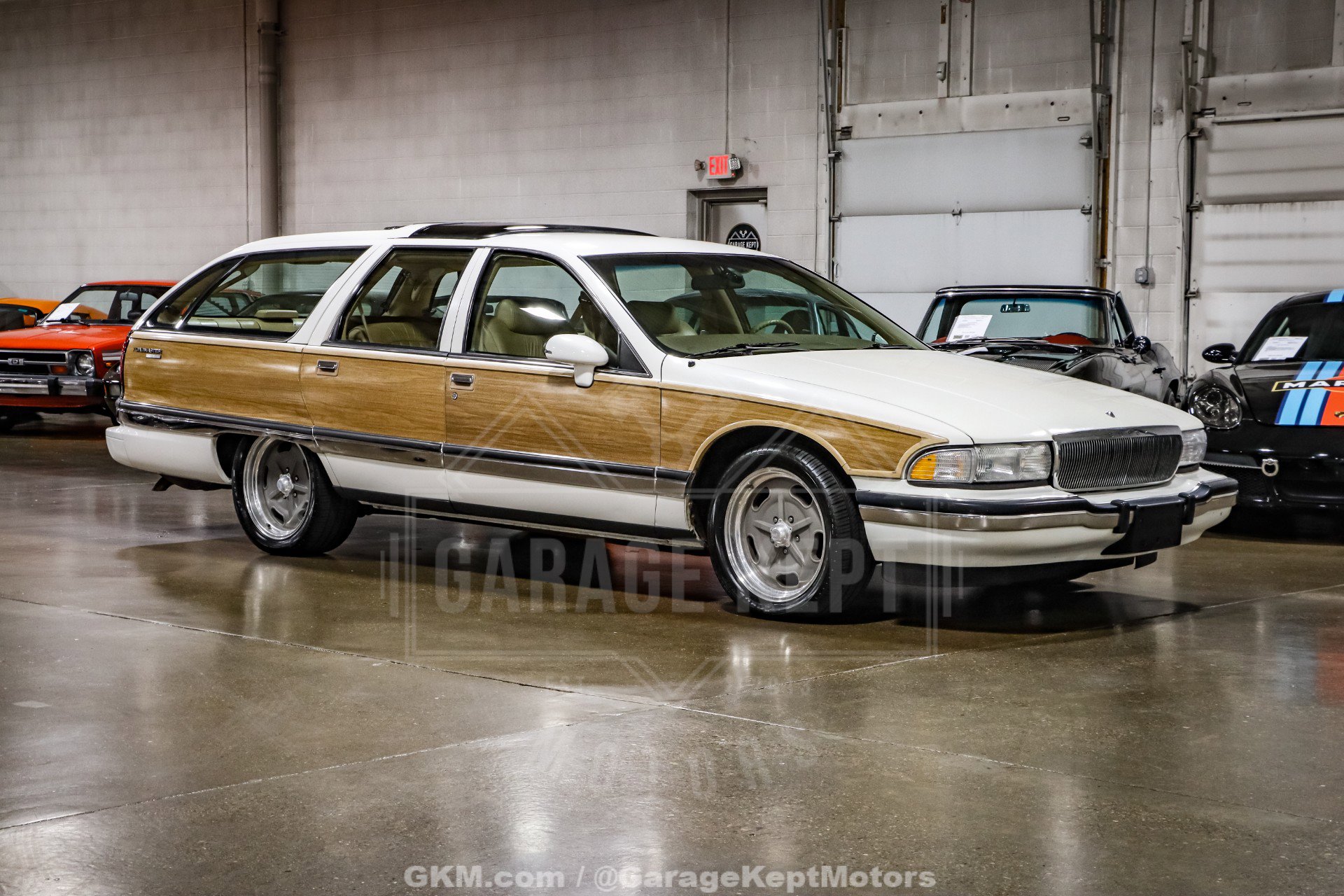 Used 1992 Buick Roadmaster Estate image 1