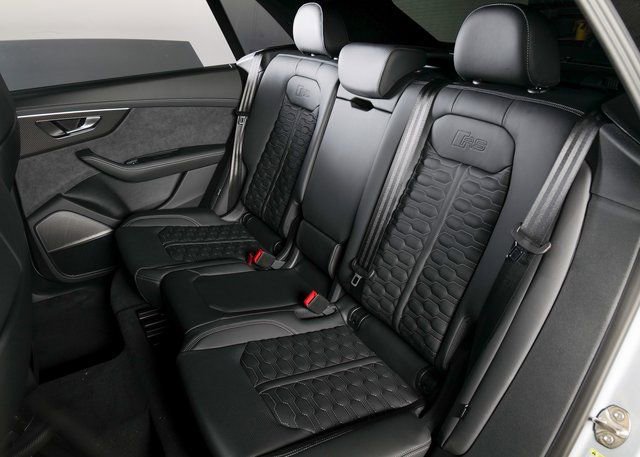 New 2025 Audi RS Q8 performance image 11