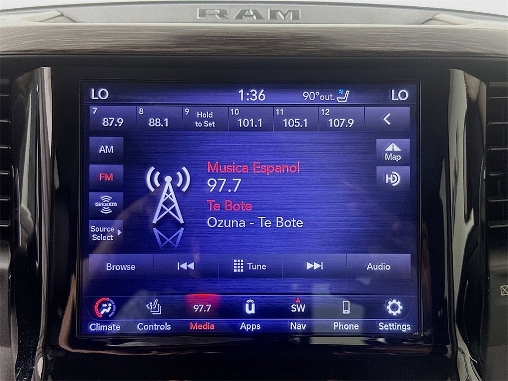 Used 2020 RAM 1500 Laramie image 17