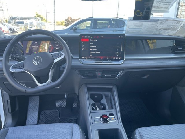 New 2026 Volkswagen Tiguan SE image 14