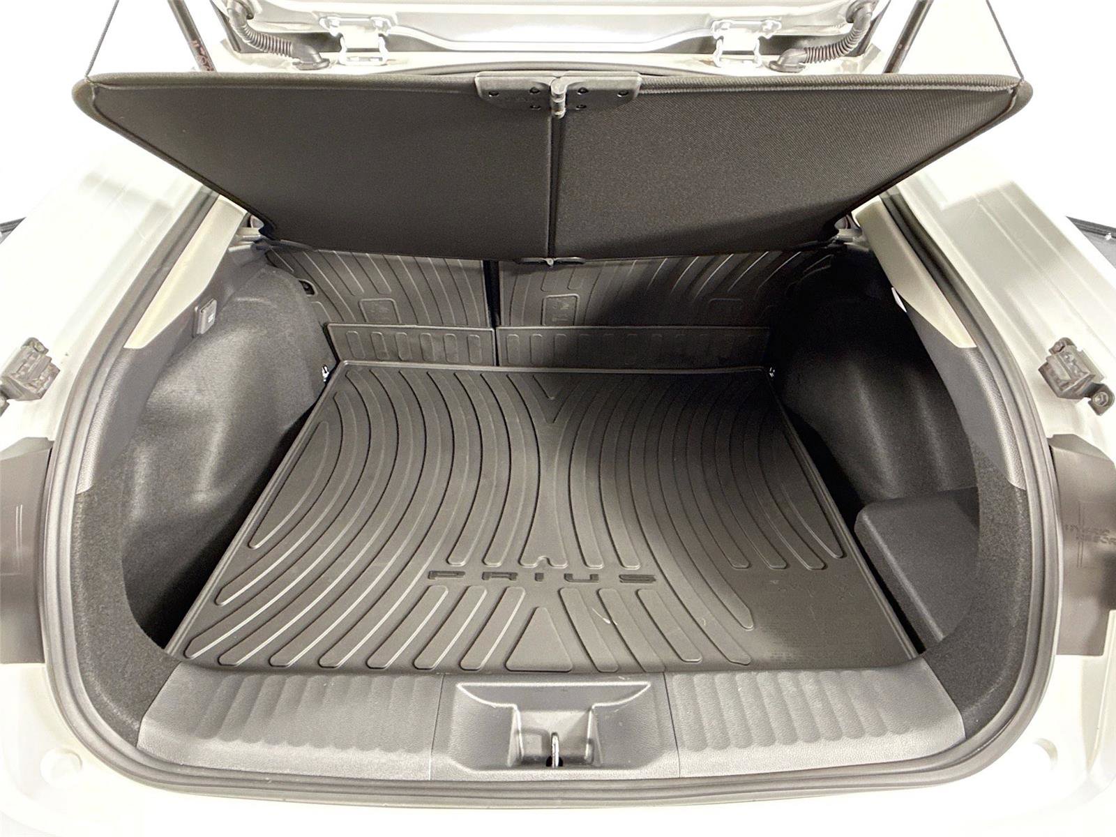 Certified 2025 Toyota Prius Plug-In Hybrid FWD image 34