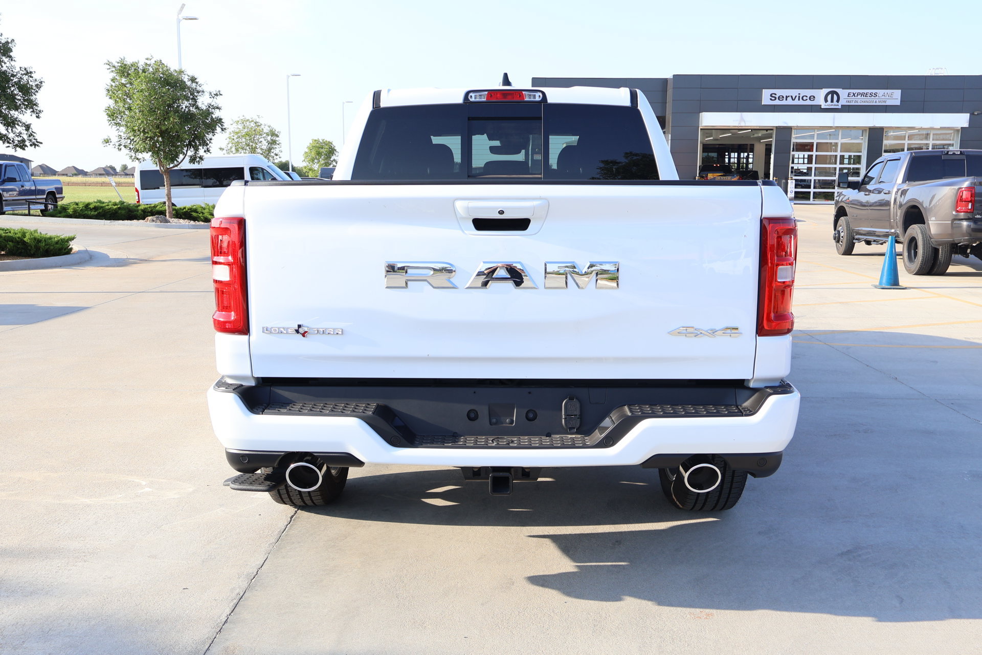 New 2026 RAM 1500 Lone Star AWD/4WD image 22