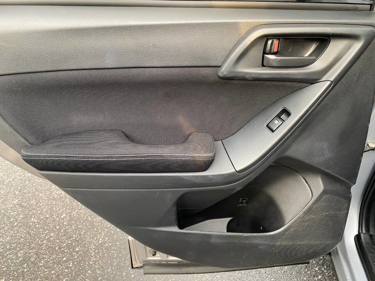 Used 2014 Subaru Forester 2.5i Premium w/ Protection Package #1 image 23