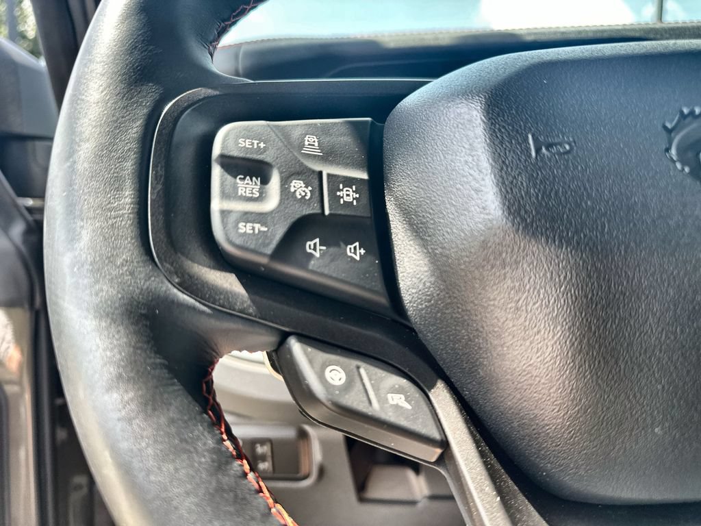 Used 2025 Ford Bronco Raptor AWD/4WD image 31