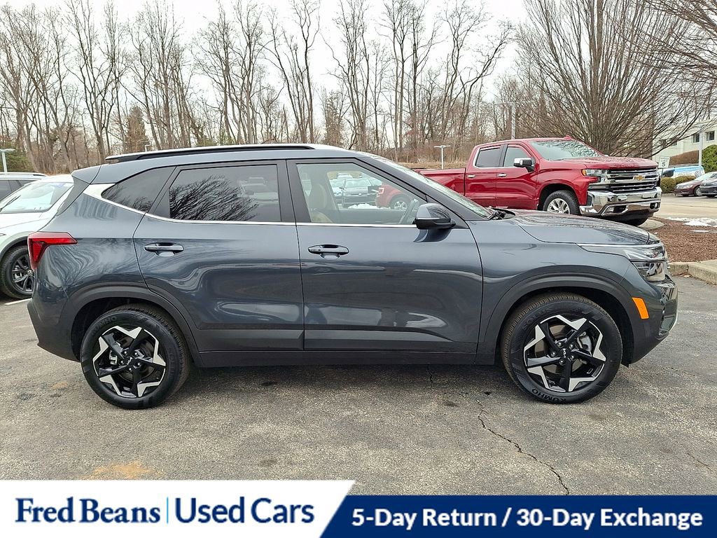 Used 2024 Kia Seltos EX image 7
