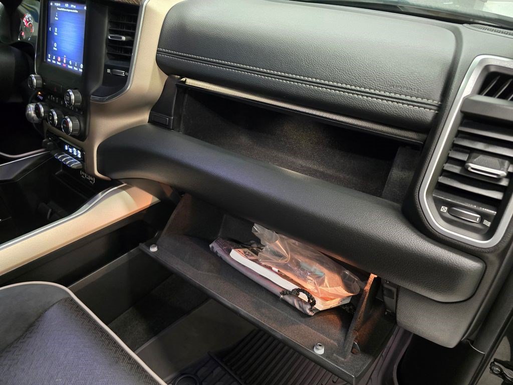 Used 2020 RAM 1500 Laramie RWD image 41