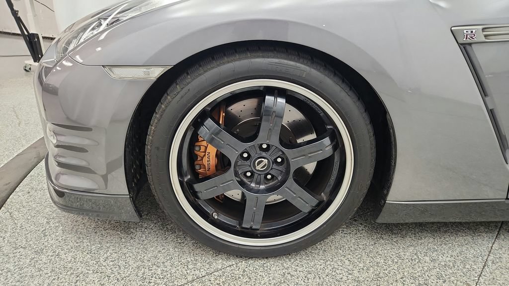 Used 2012 Nissan GT-R Black Edition AWD/4WD image 14
