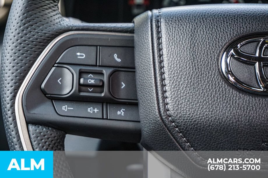 Used 2026 Toyota Tundra Limited AWD/4WD image 29