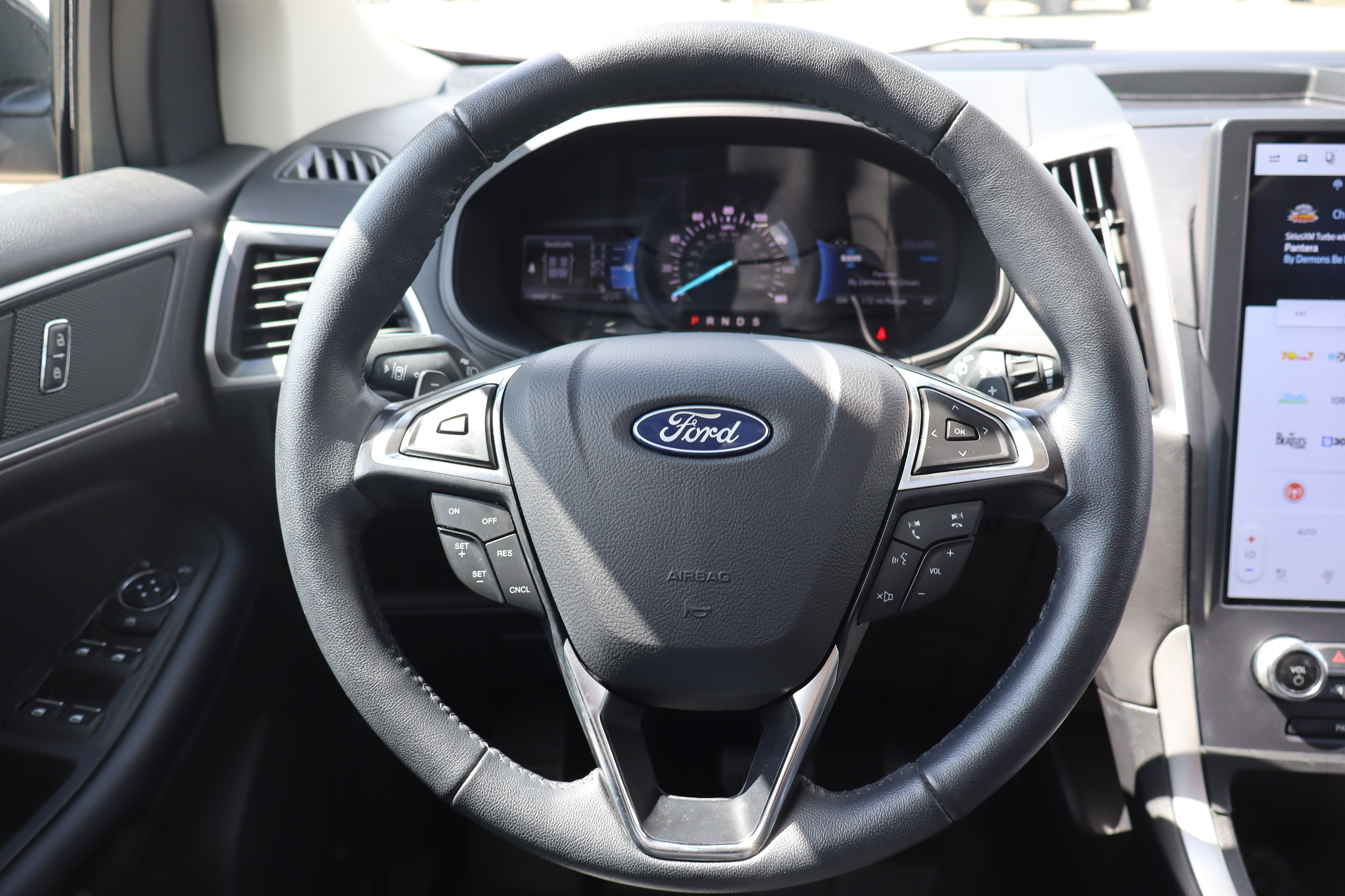 Used 2024 Ford Edge SEL w/ Convenience Package AWD/4WD image 14