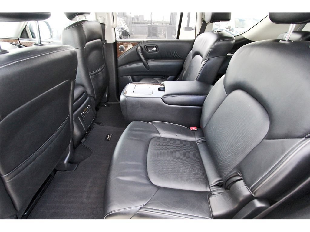 Used 2017 INFINITI QX80 4WD image 6