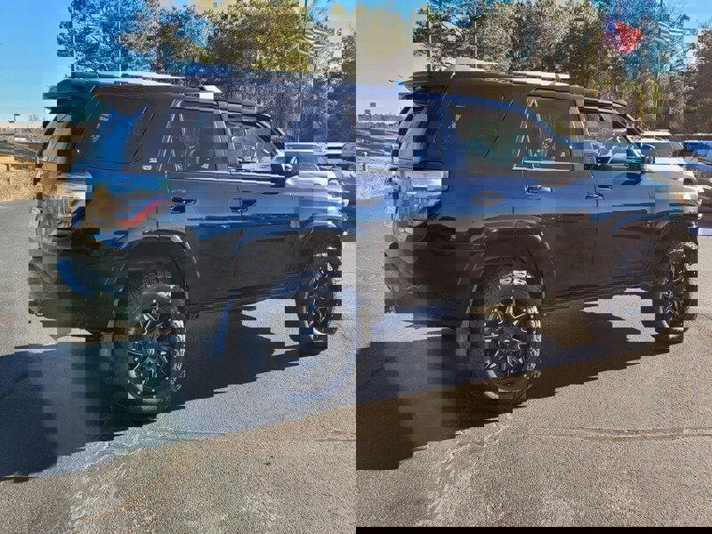 Used 2015 Toyota 4Runner SR5 image 11