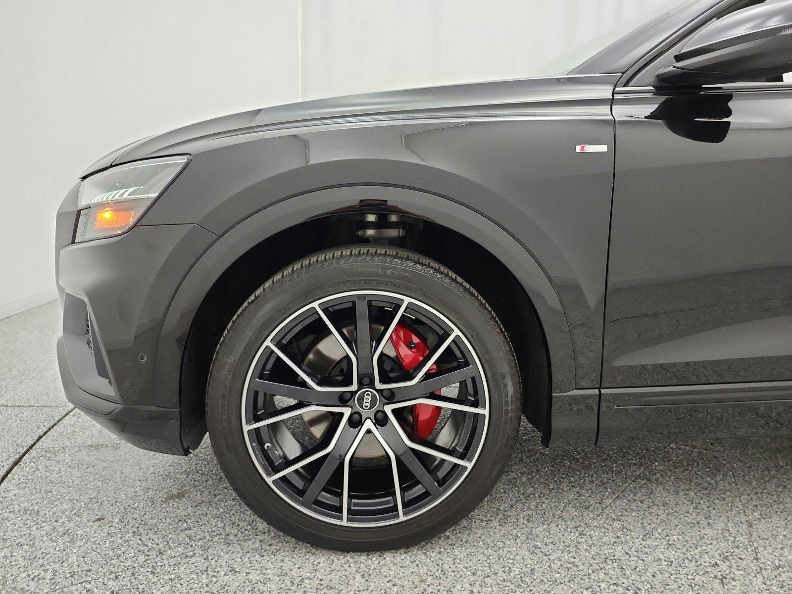 Used 2023 Audi Q8 Premium Plus w/ Premium Plus Package AWD/4WD image 17