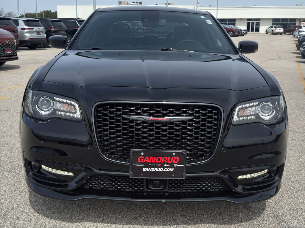 Used 2023 Chrysler 300 S w/ Comfort Group image 3