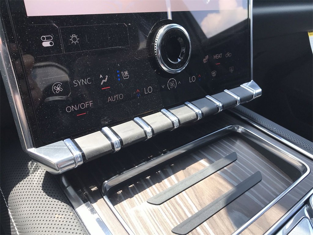 New 2025 GMC Sierra EV Denali image 18