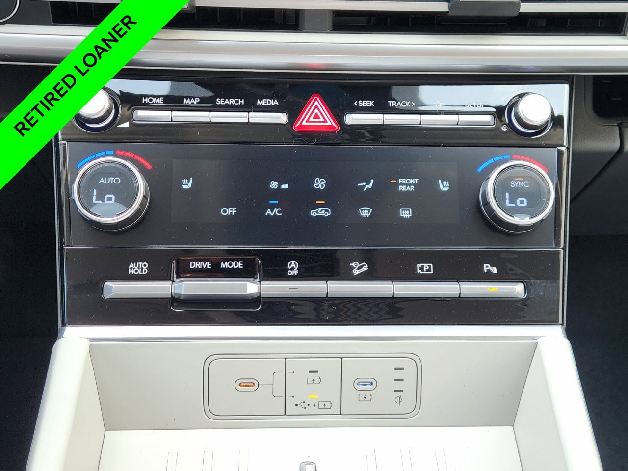 New 2026 Hyundai Santa Fe SEL FWD image 16
