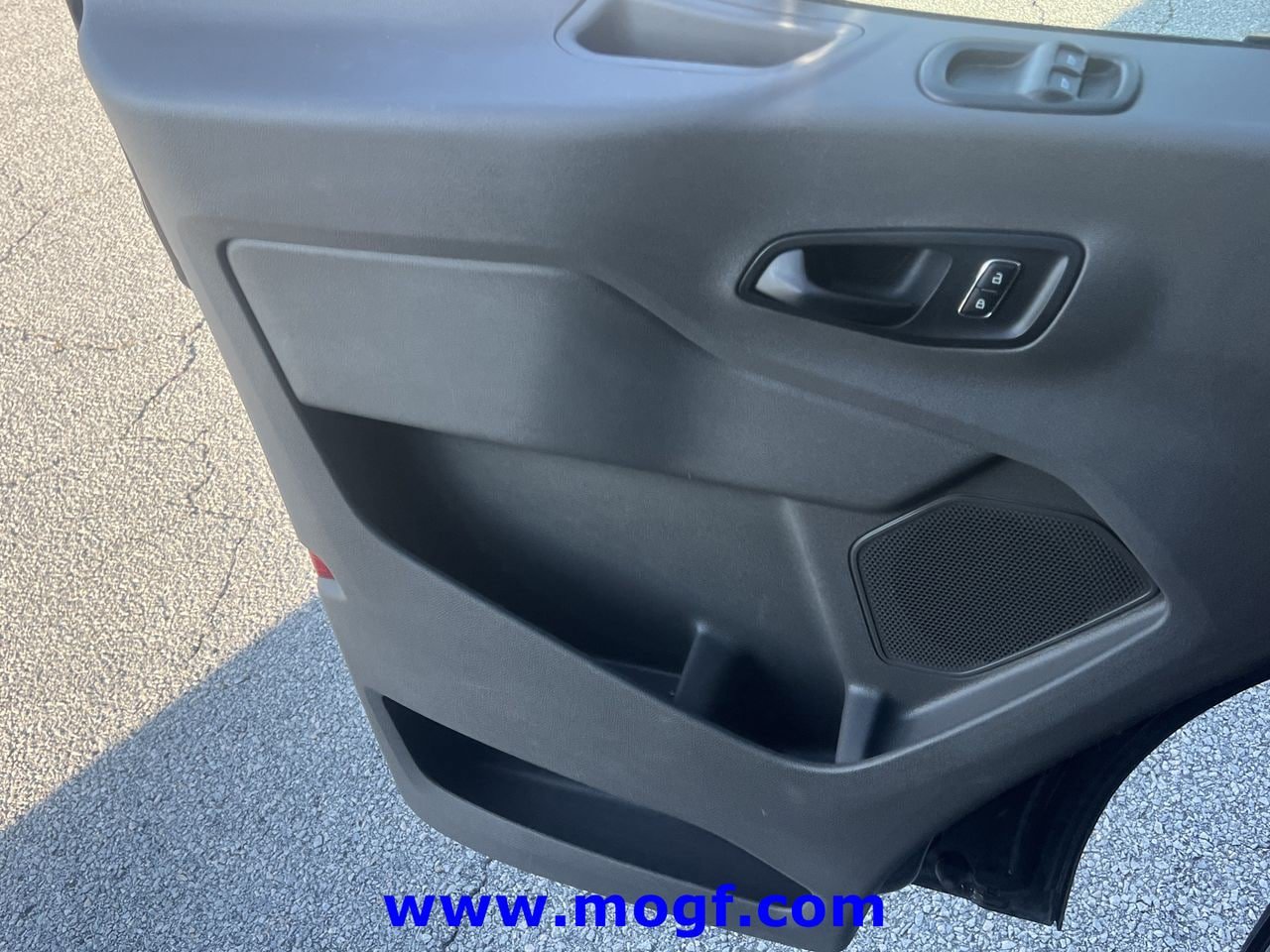 Used 2024 Ford Transit 350 XLT RWD image 15