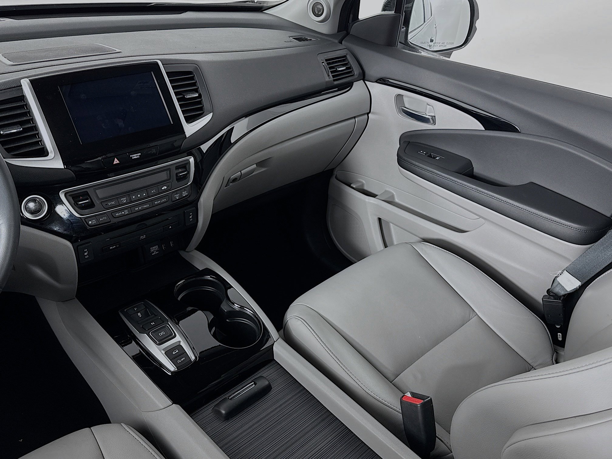 Used 2016 Honda Pilot Touring image 24
