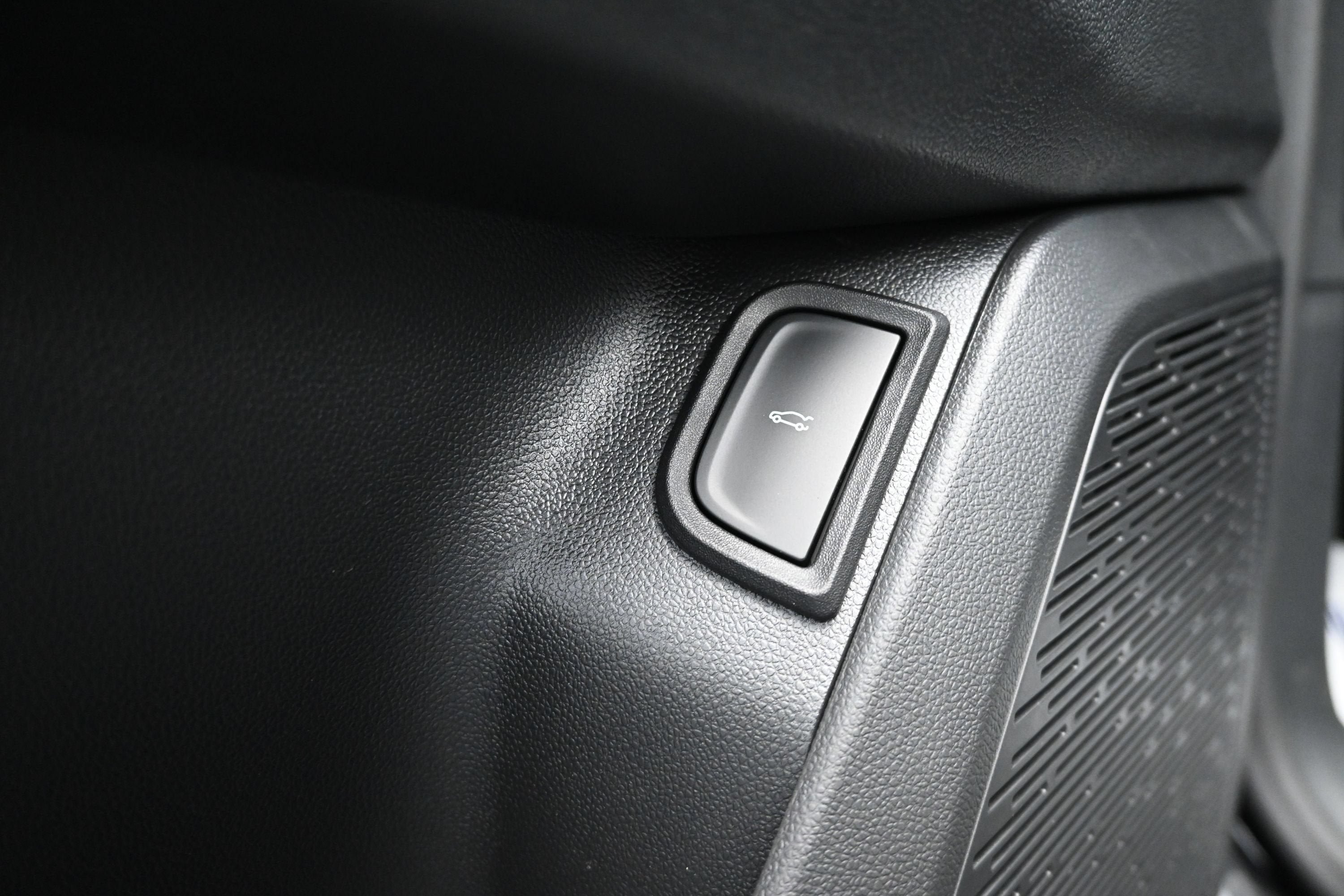 New 2027 Chevrolet Equinox LT w/ Convenience Package II FWD image 28