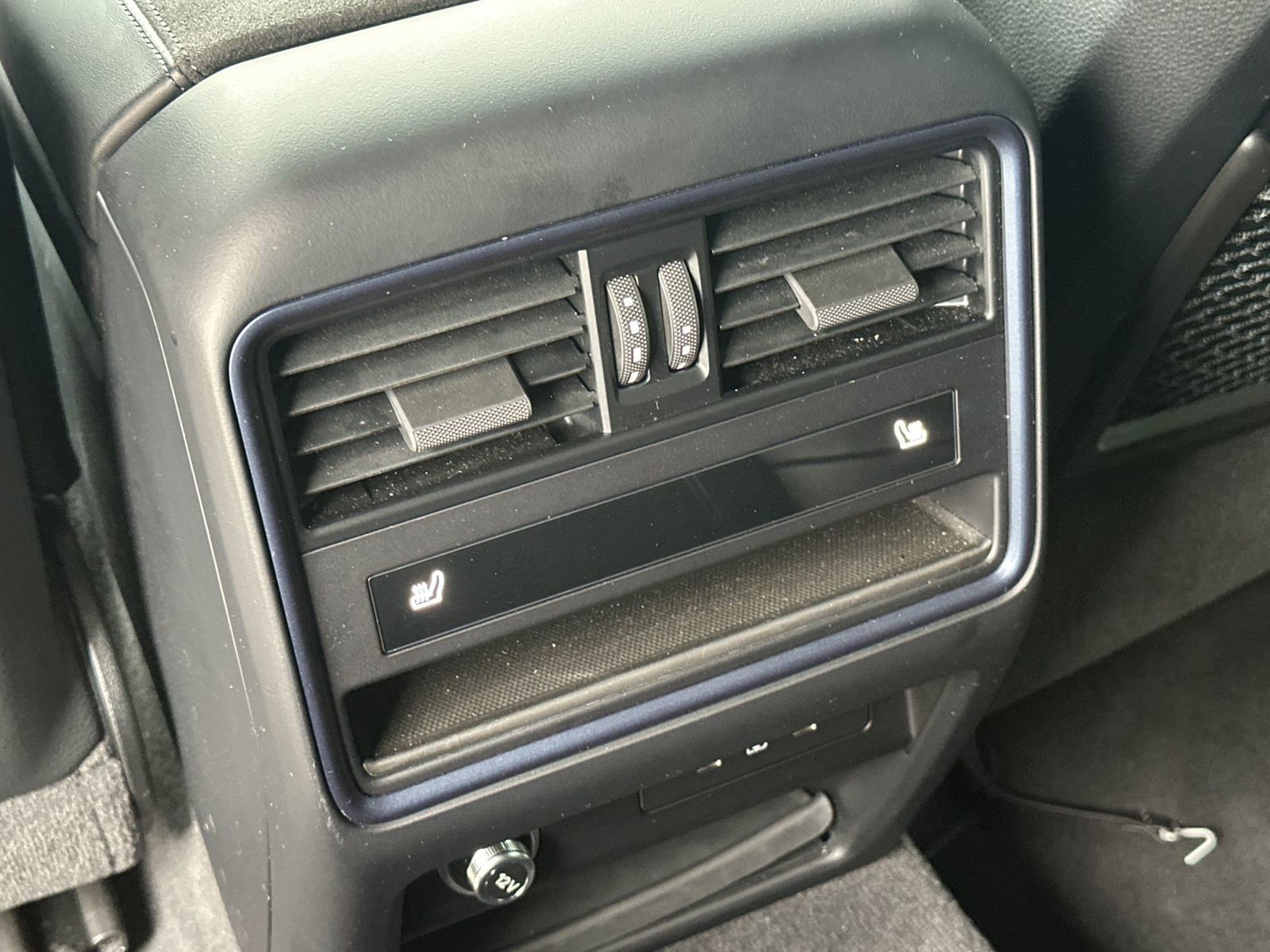 Used 2024 Porsche Cayenne Turbo GT image 13