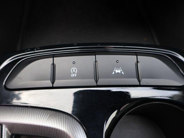 Certified 2025 Buick Envista Sport Touring image 27