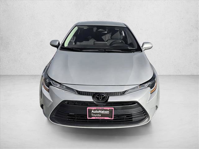 Used 2024 Toyota Corolla LE FWD image 2