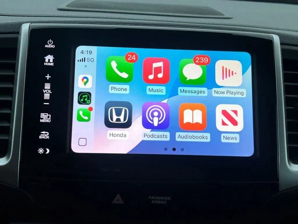 Used 2017 Honda Pilot Elite image 43