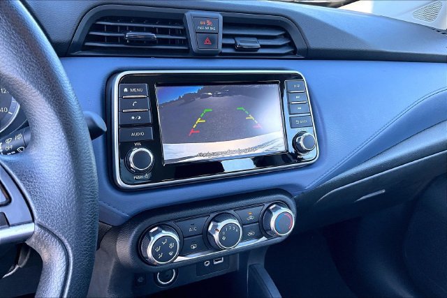 Used 2023 Nissan Versa SV FWD image 14