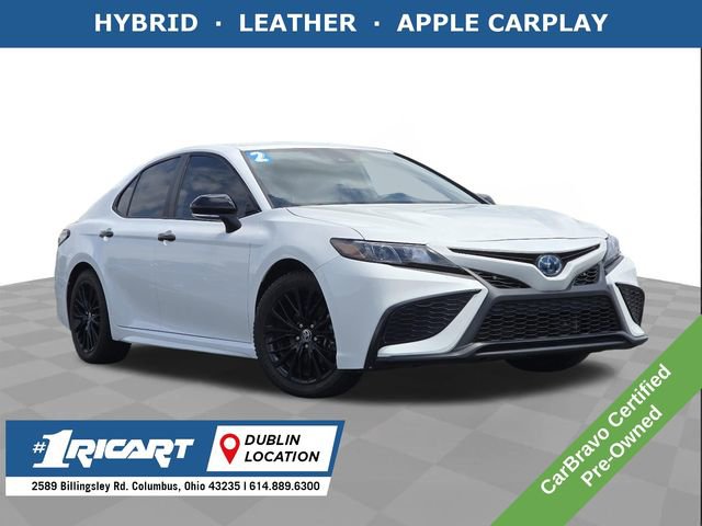 Used 2022 Toyota Camry SE FWD image 1