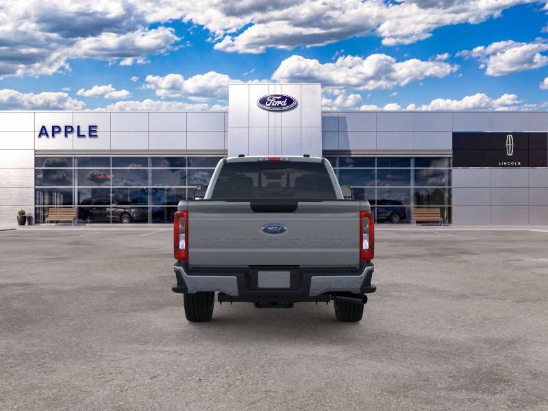 New 2026 Ford F250 XLT w/ FX4 Off-Road Package AWD/4WD image 5