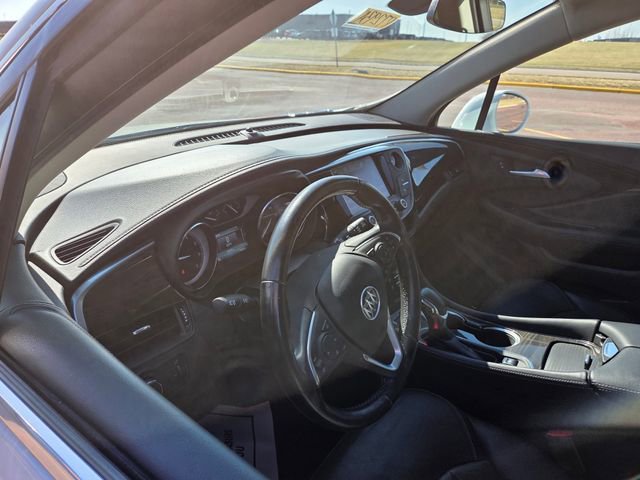 Used 2020 Buick Envision Essence AWD/4WD image 12