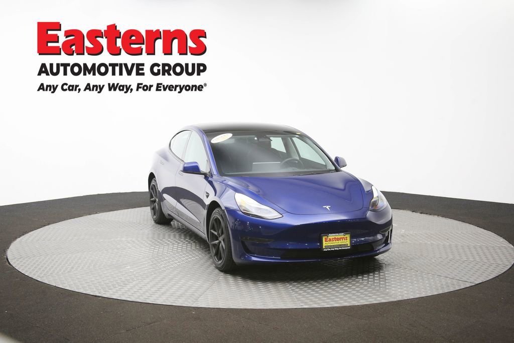 Used 2023 Tesla Model 3 Standard Range image 45