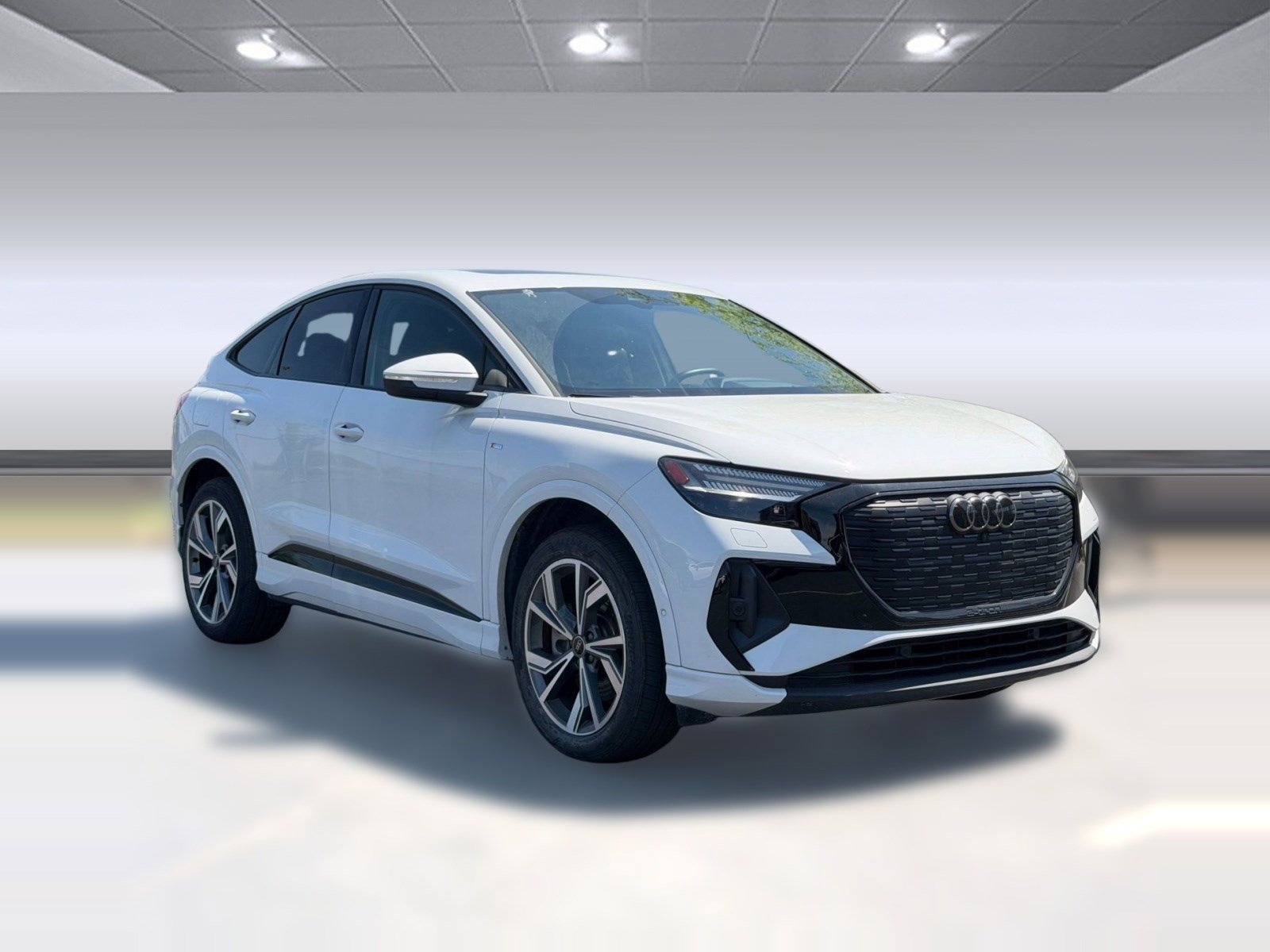 Used 2023 Audi Q4 e-tron Prestige w/ Black Optic Package image 7