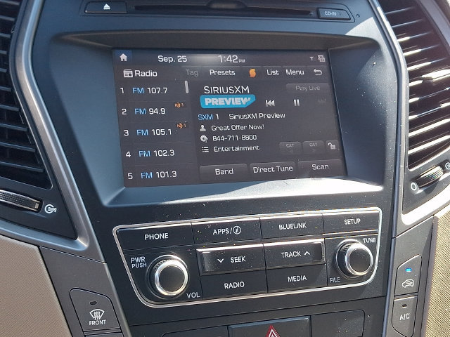 Used 2017 Hyundai Santa Fe Sport FWD image 16