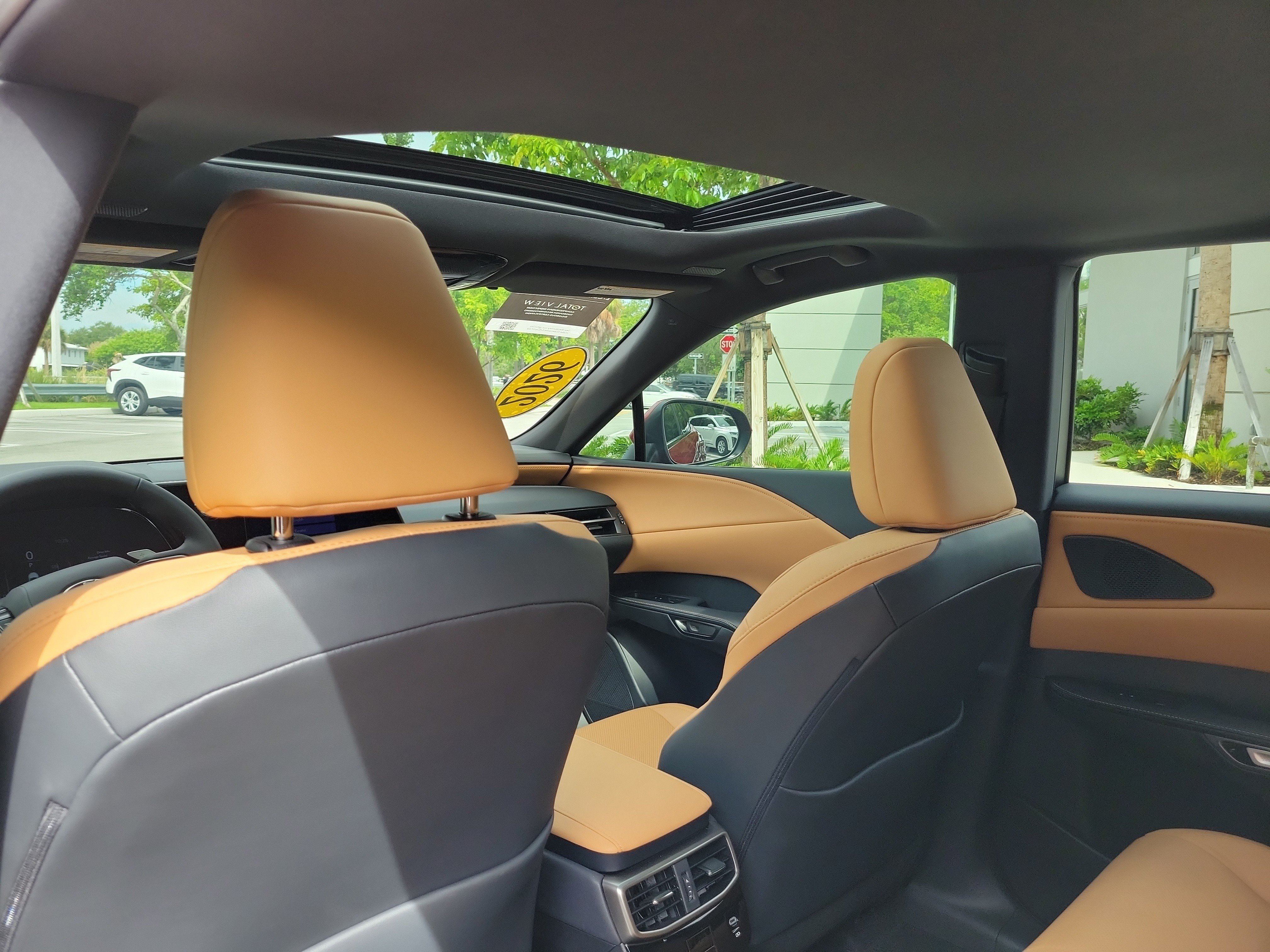 Used 2026 Lexus RX 350 FWD w/ Accessory Package (Z1) image 14