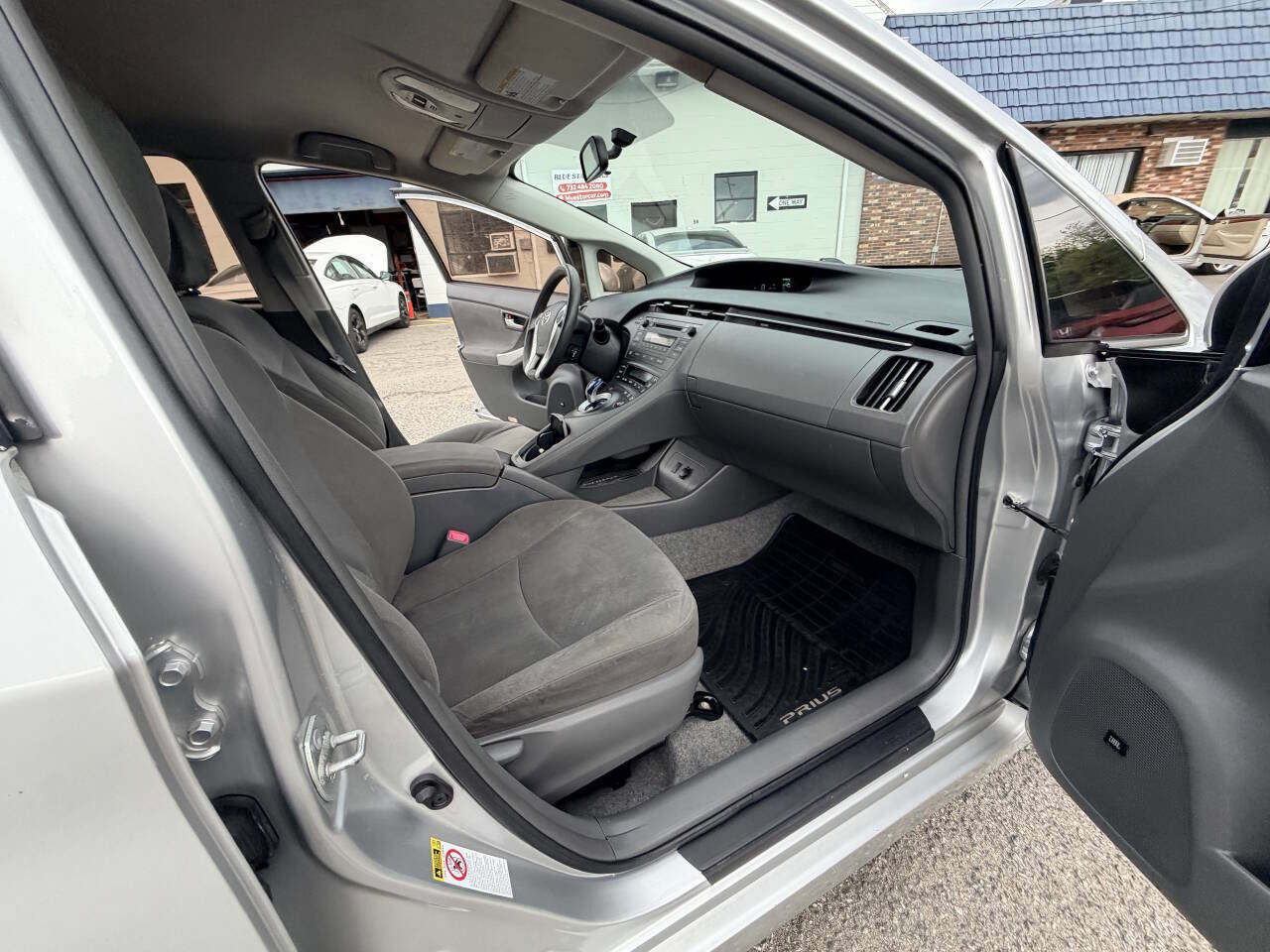 Used 2011 Toyota Prius Three FWD image 50