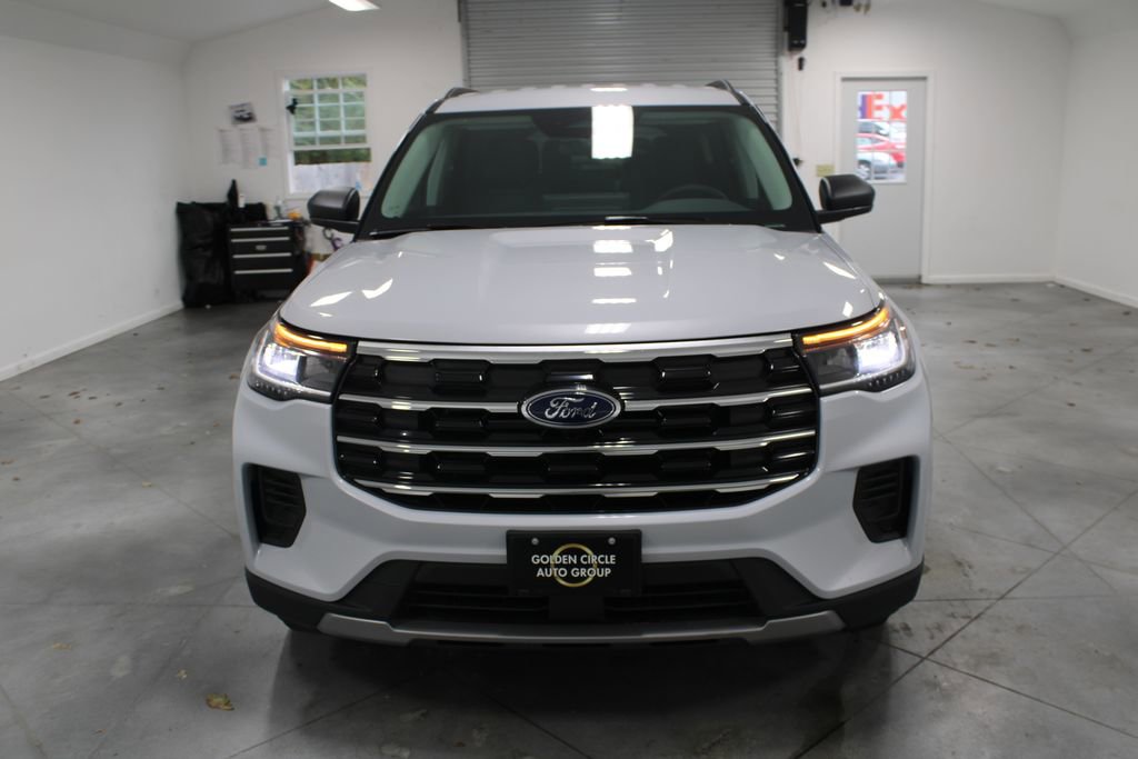 New 2026 Ford Explorer Active image 2