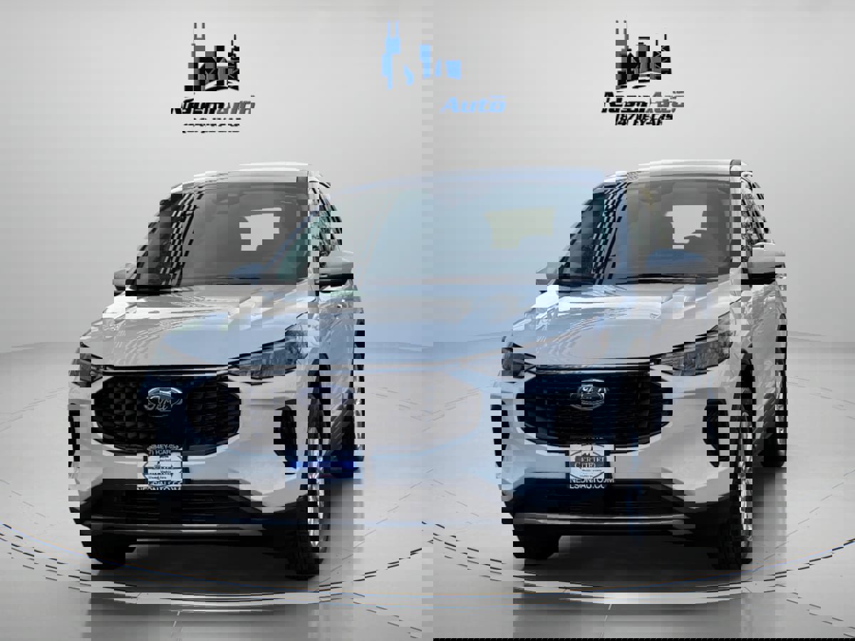 Used 2023 Ford Escape Active w/ Tech Pack #2 image 11