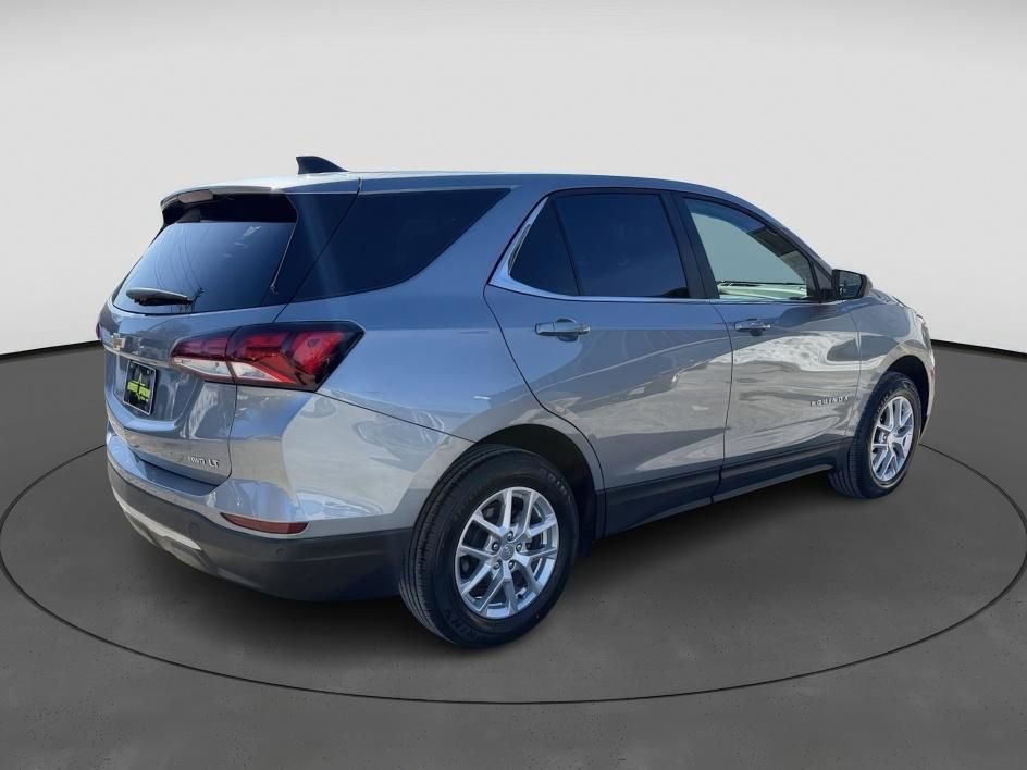 Used 2024 Chevrolet Equinox LT image 8