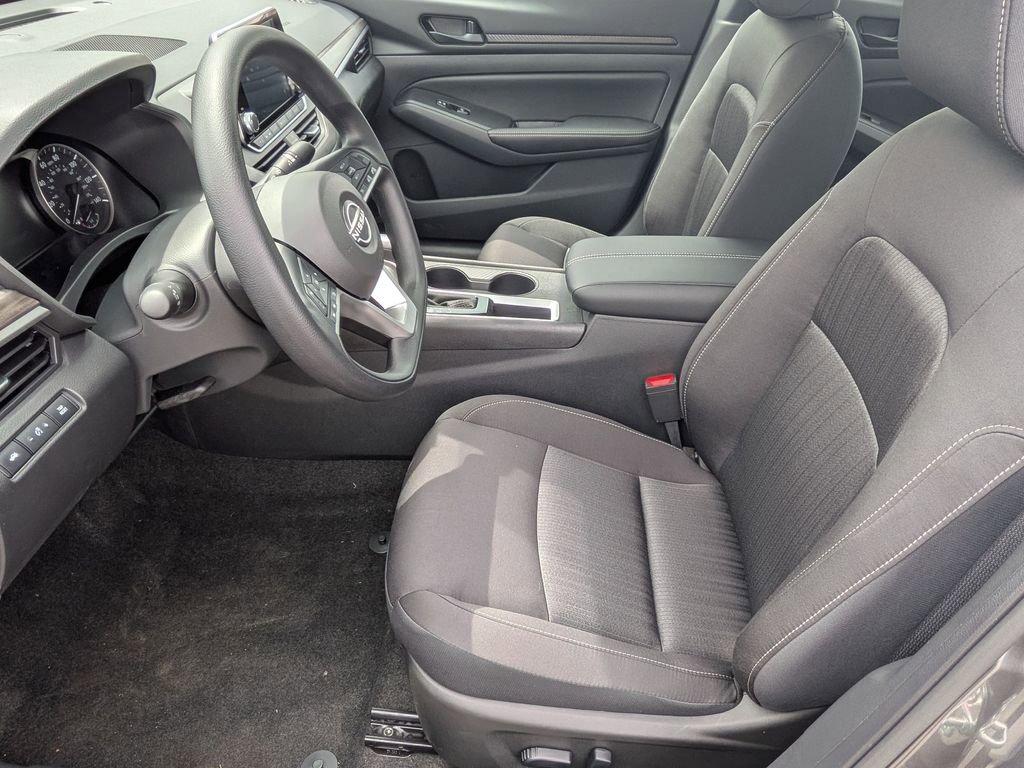 New 2026 Nissan Altima 2.5 SV FWD image 12