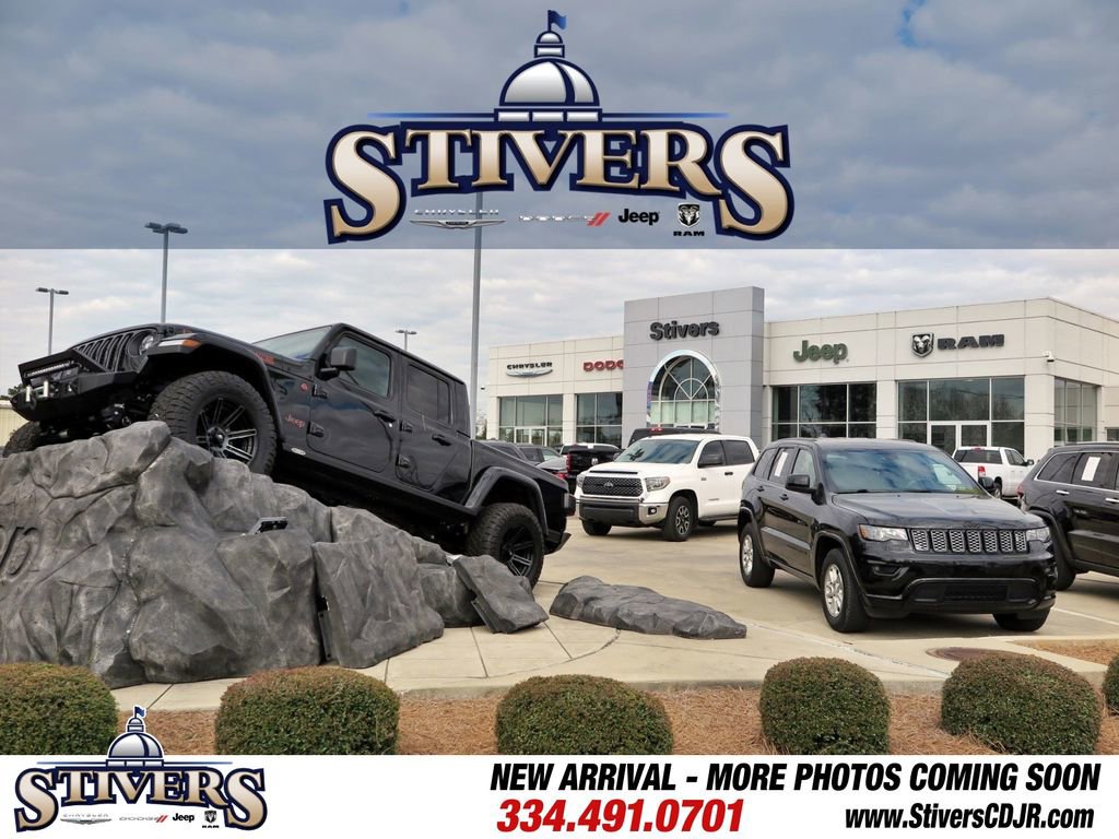 Used 2025 Jeep Compass Latitude image 18