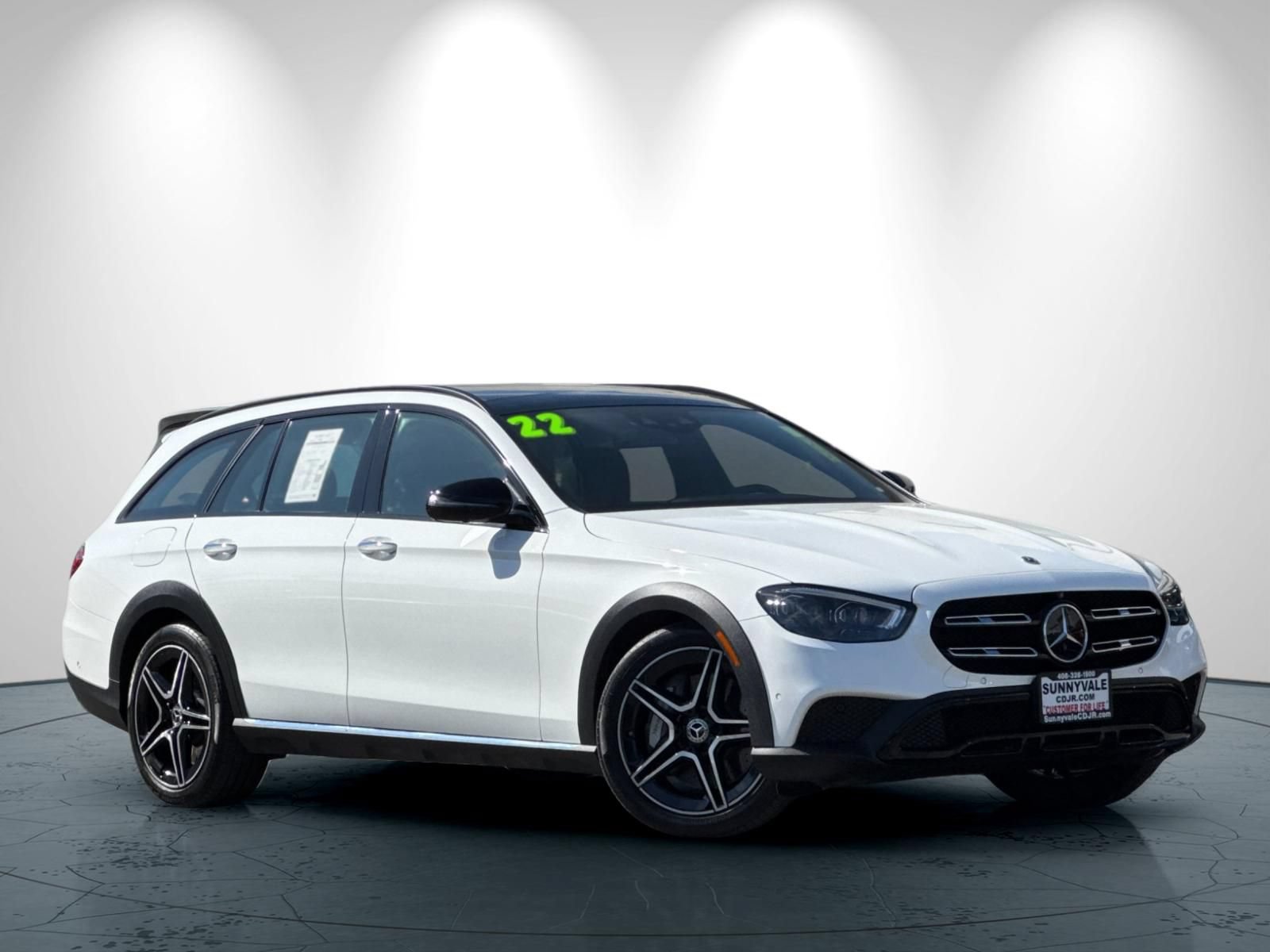 Used 2022 Mercedes-Benz E 450 4MATIC All-Terrain Wagon image 2