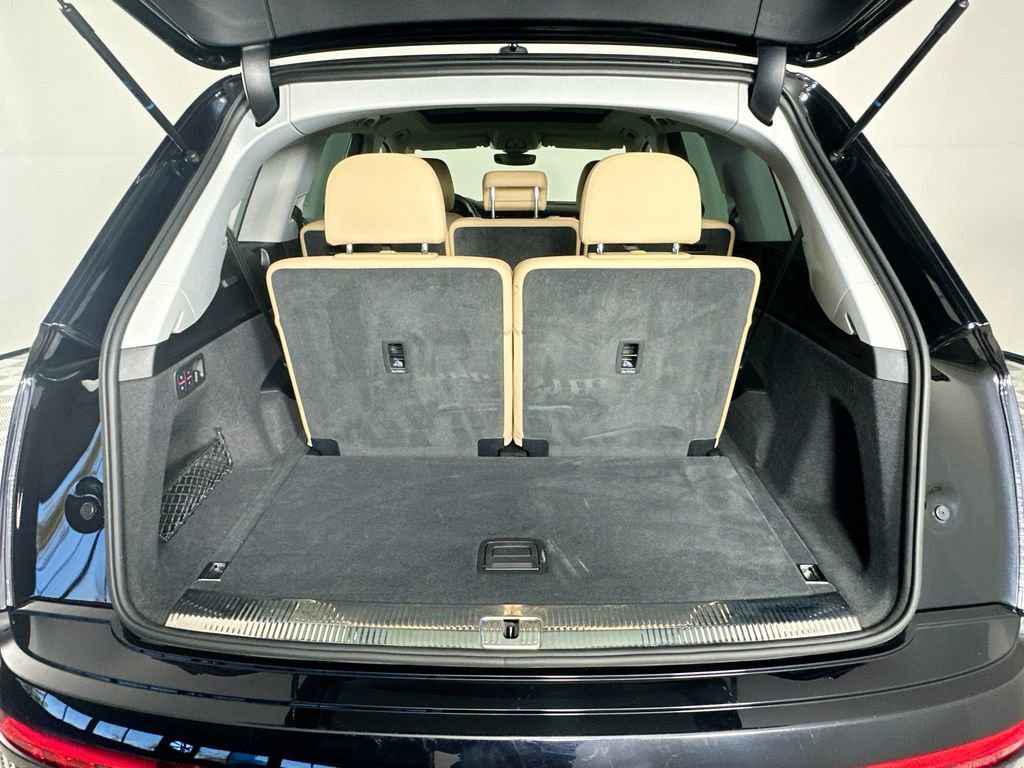 Used 2020 Audi Q7 3.0T Premium Plus image 27