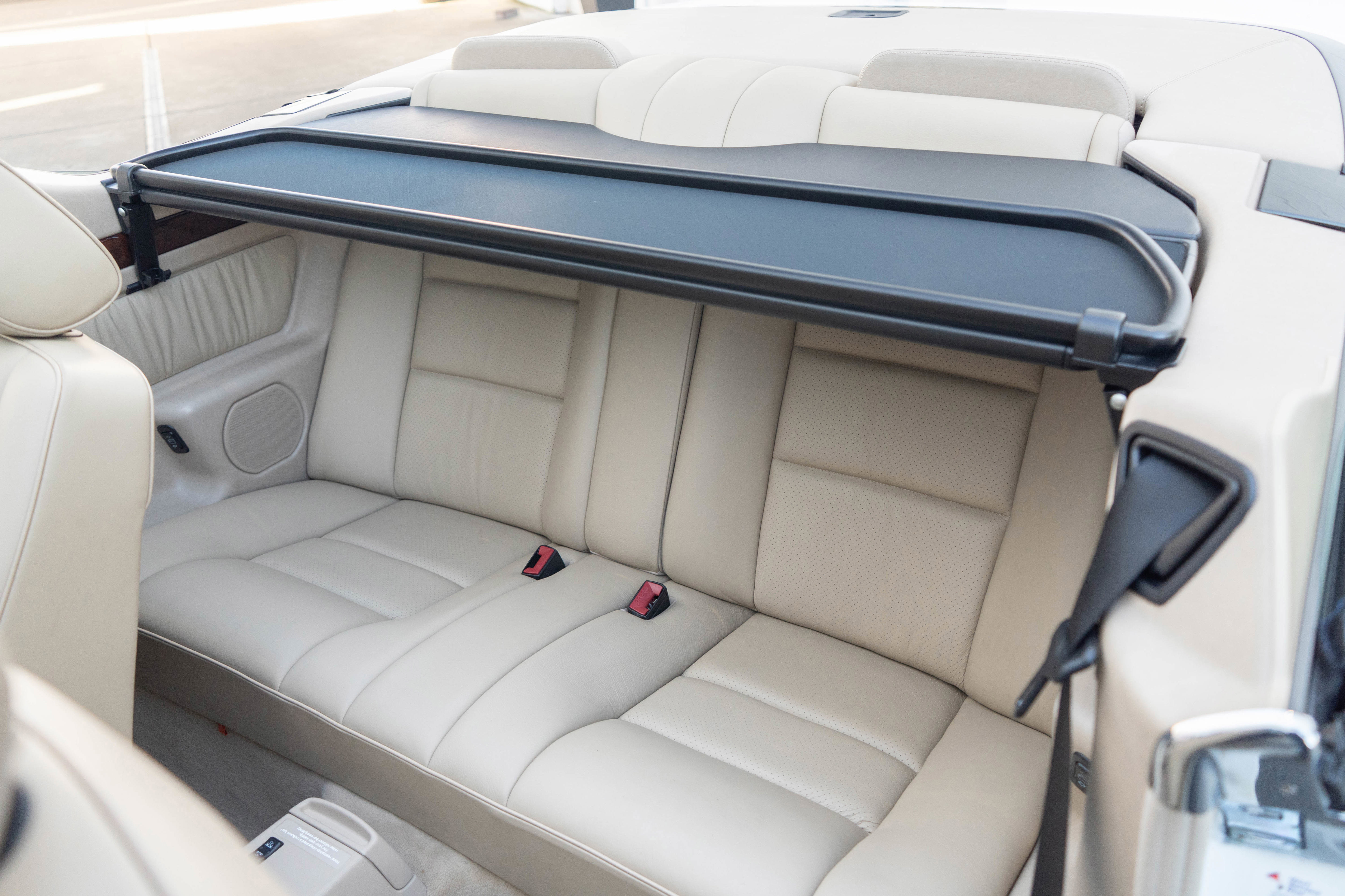 Used 1995 Mercedes-Benz E 320 Convertible image 20