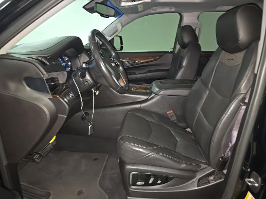 Used 2016 Cadillac Escalade Luxury RWD image 7
